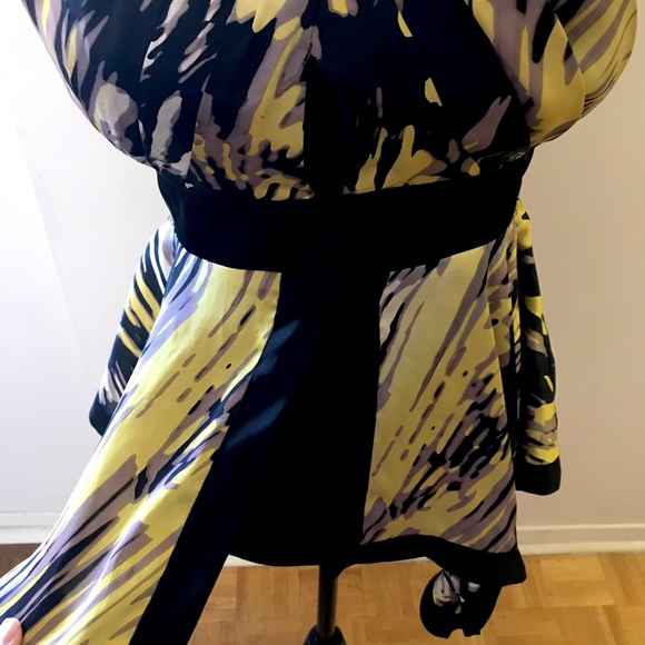 Bebe Halter Top - Picture 3 of 12